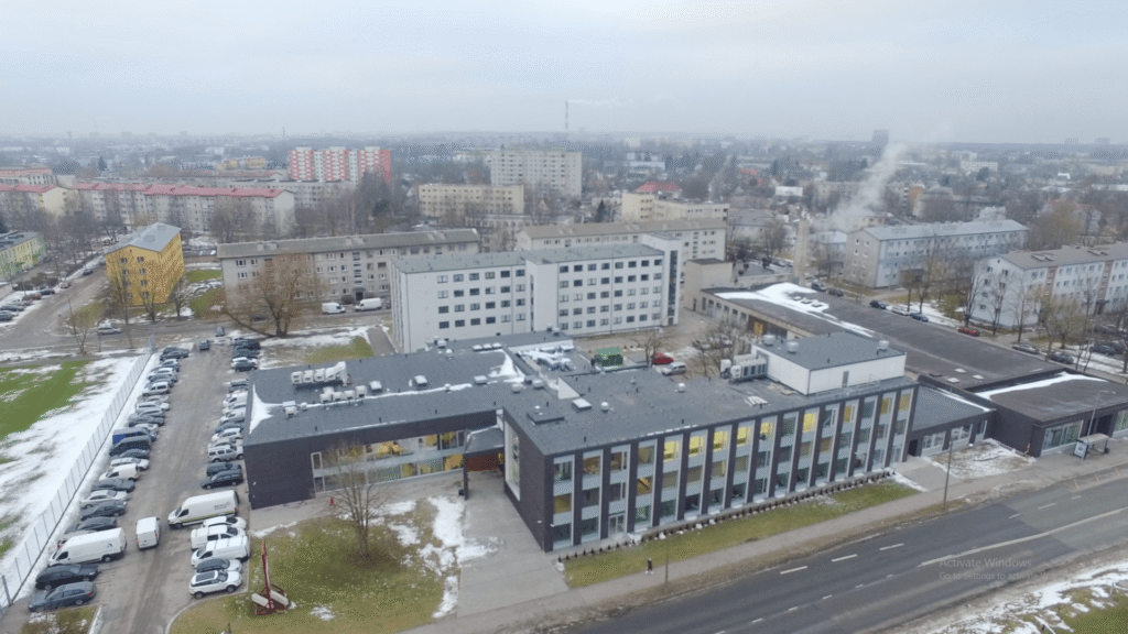 Vanast koolihoonest meditsiinikeskuseks