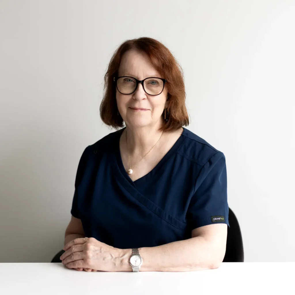 Dr Marianne Niin