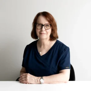 Dr Marianne Niin